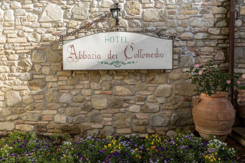 Hotel Abbazia Collemedio & 4*